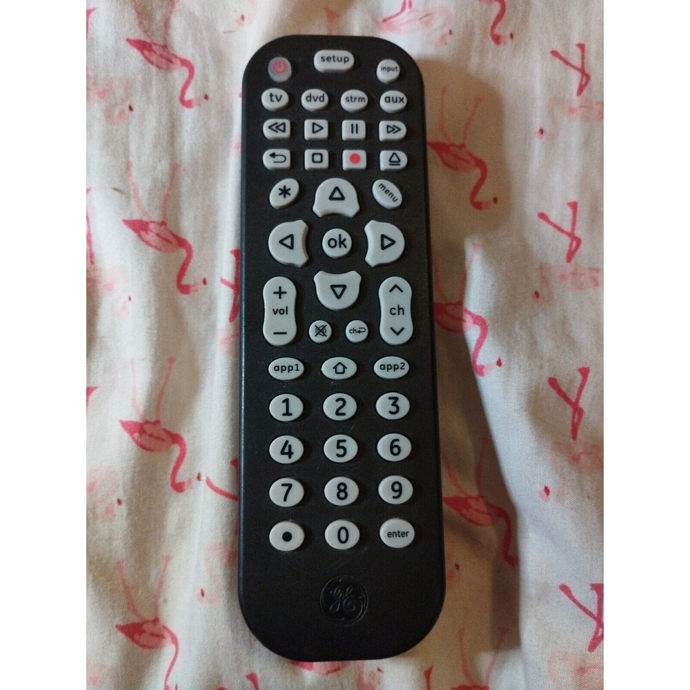 GE Universal Remote Control 39526 CL4 1815 - Black - Tested And Works